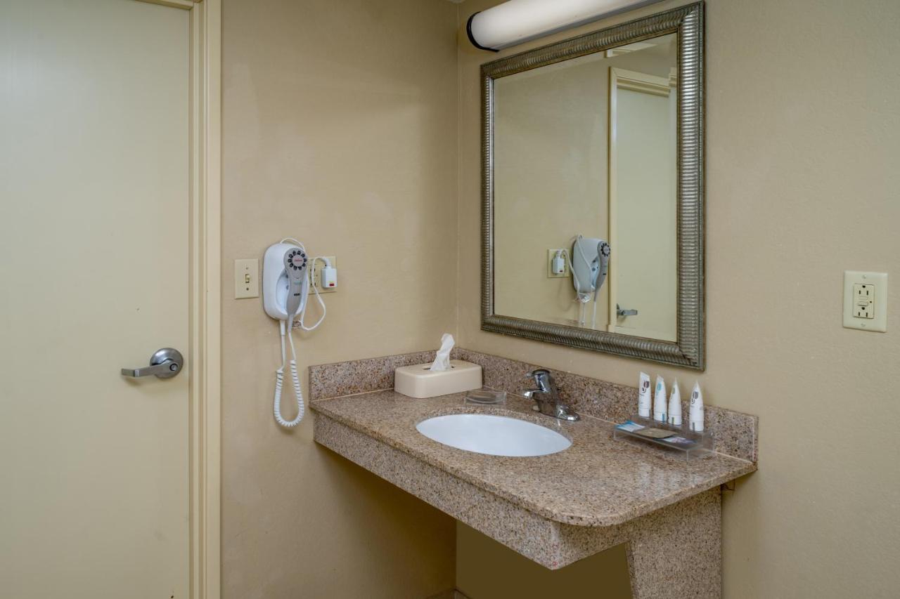 Country Inn & Suites By Radisson, Princeton, Wv Εξωτερικό φωτογραφία