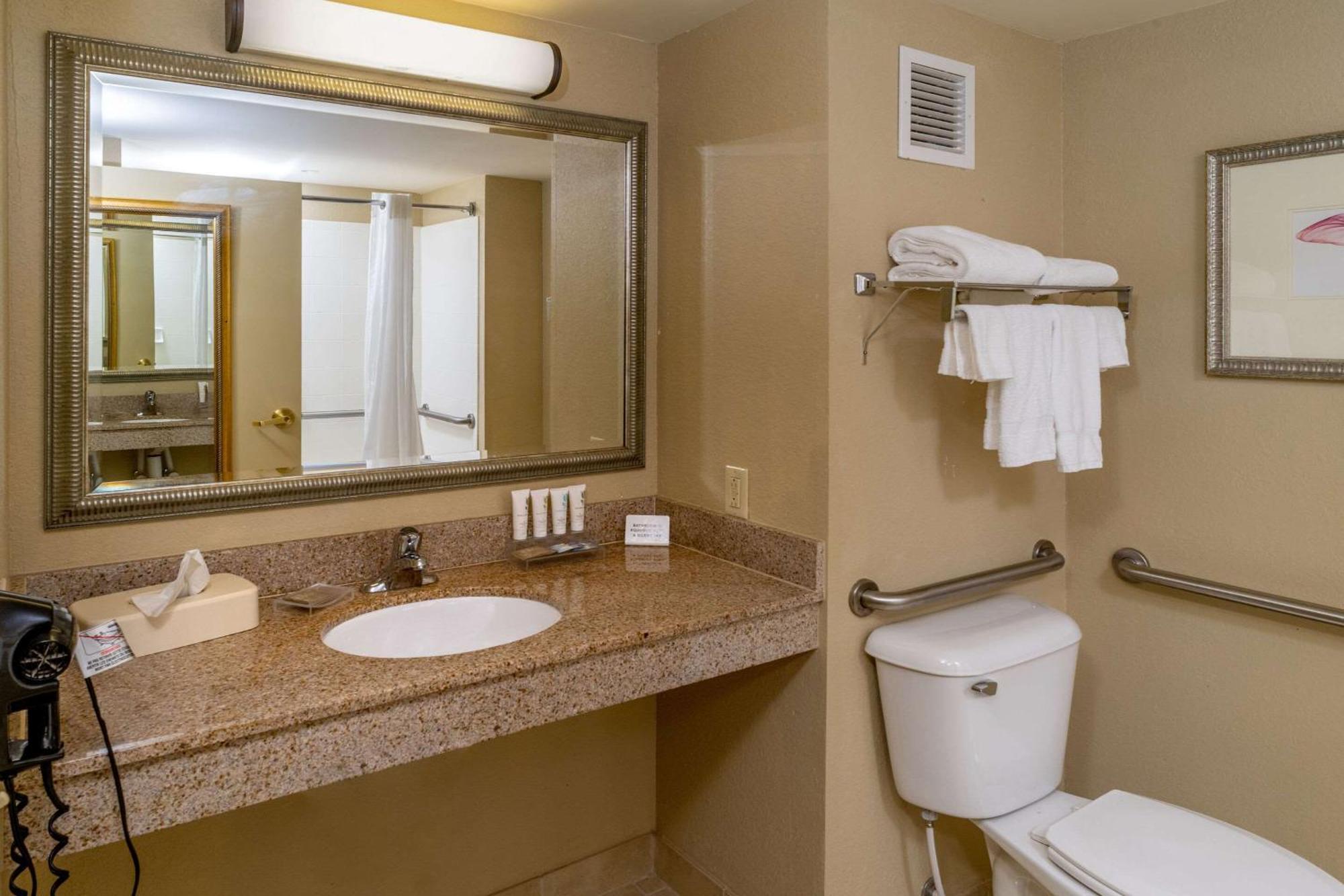 Country Inn & Suites By Radisson, Princeton, Wv Εξωτερικό φωτογραφία