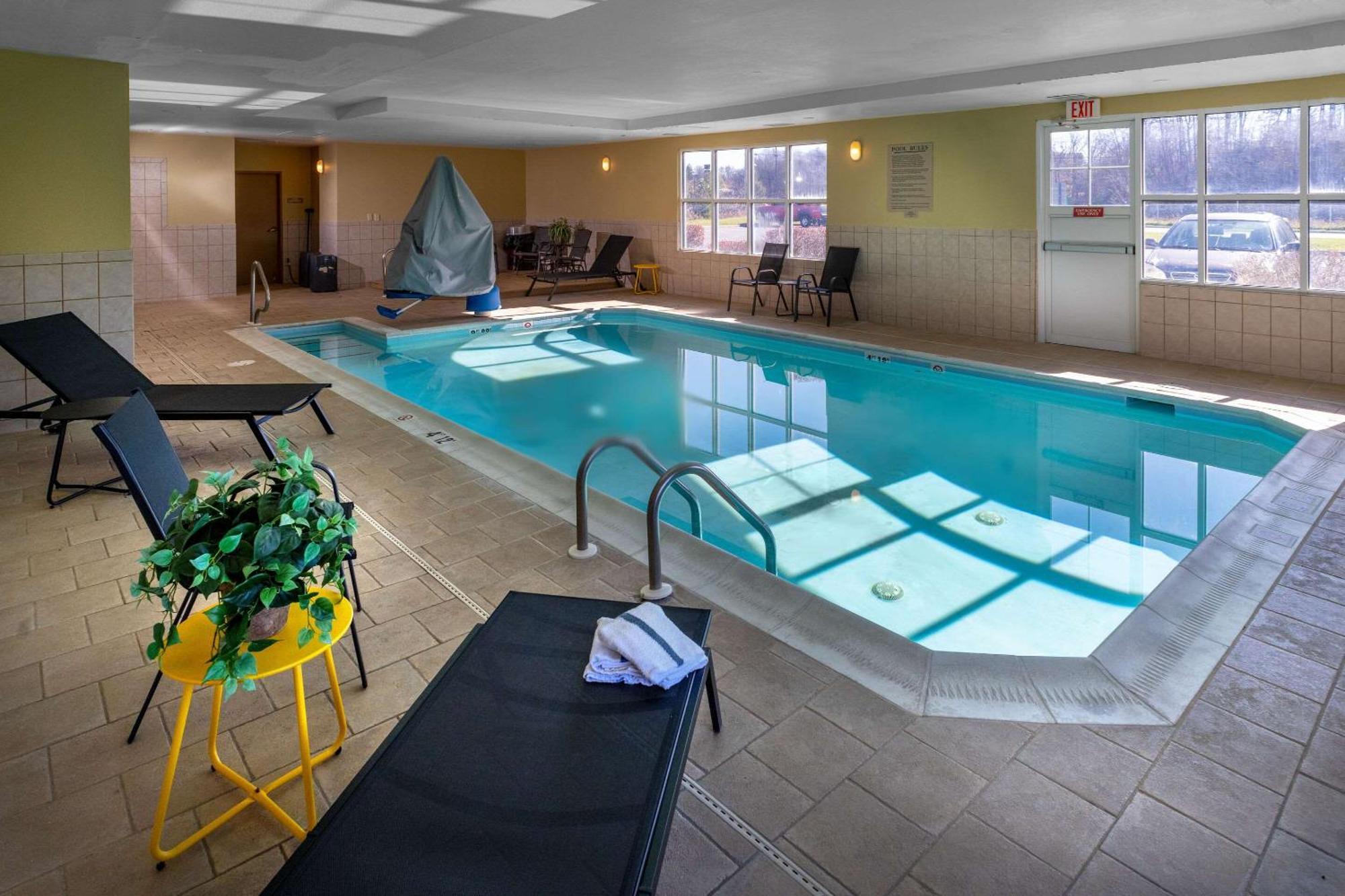 Country Inn & Suites By Radisson, Princeton, Wv Εξωτερικό φωτογραφία