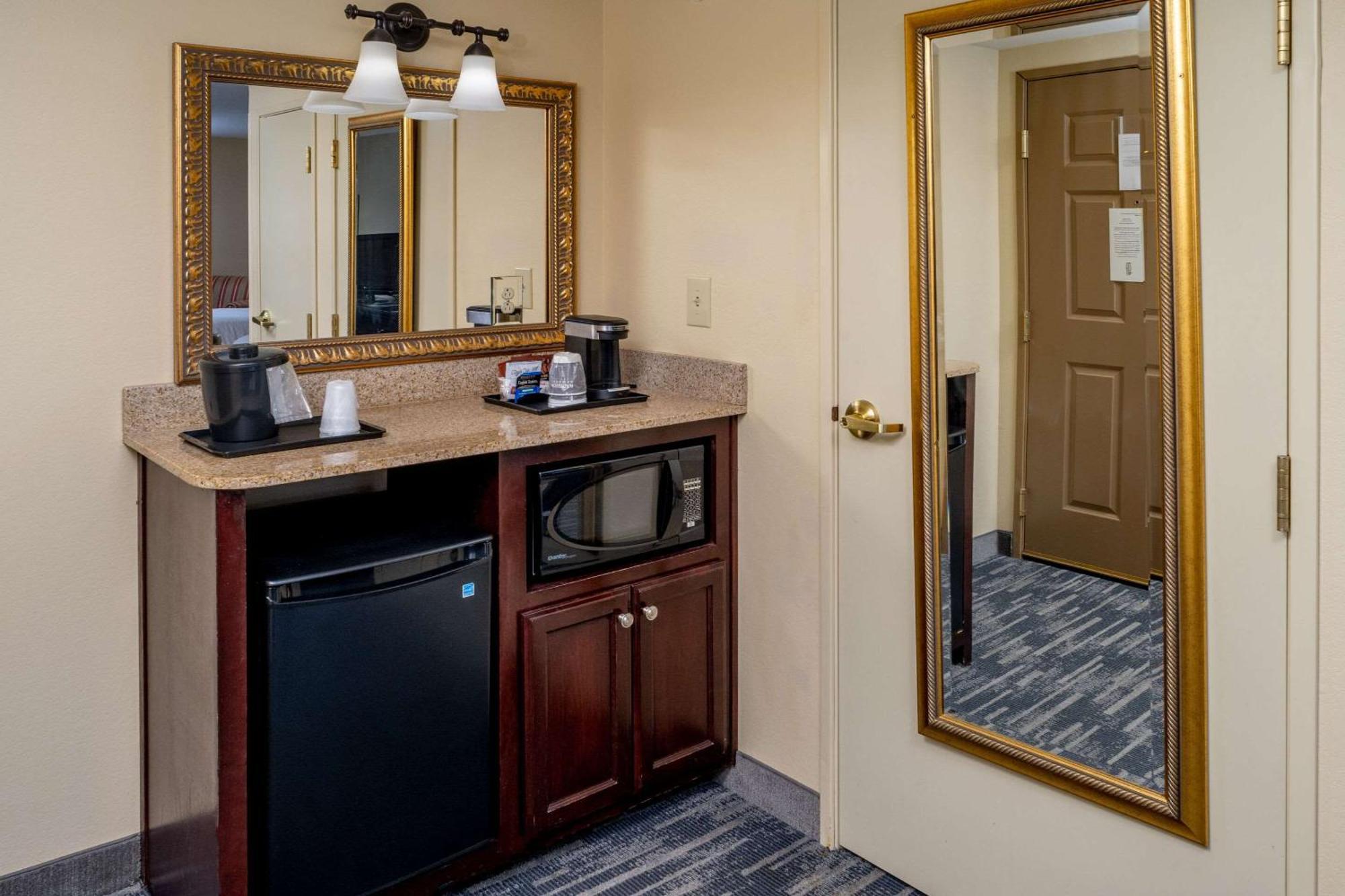 Country Inn & Suites By Radisson, Princeton, Wv Εξωτερικό φωτογραφία